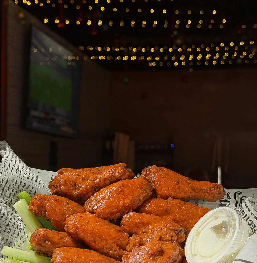 The Local Eatery & Craft Beer 3