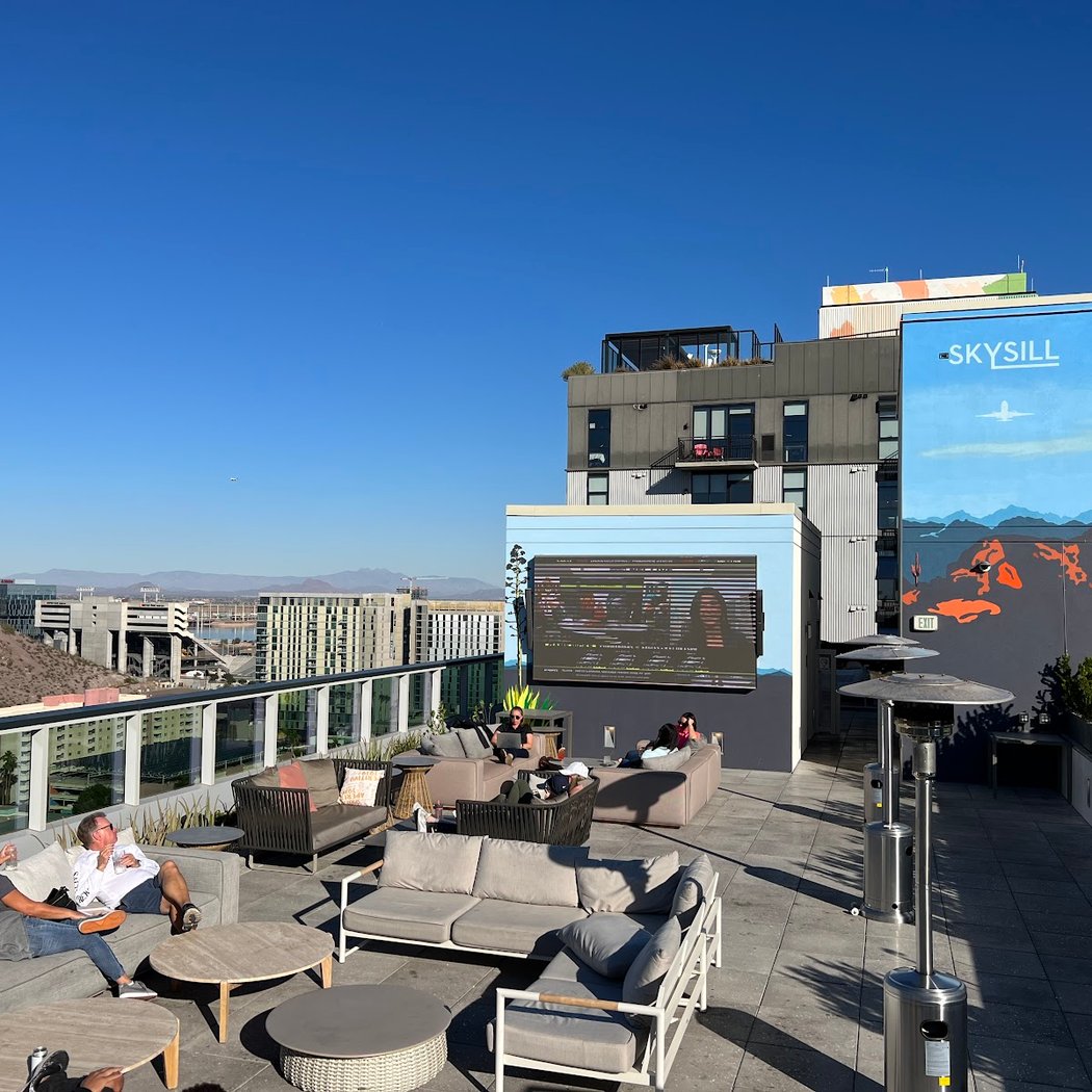 Skysill Happy Hour 1