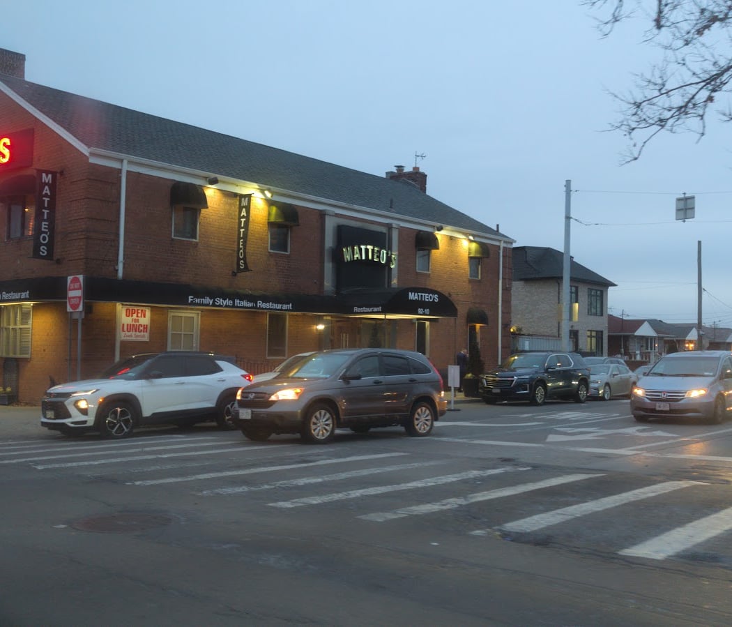 Matteo's of Howard Beach 3