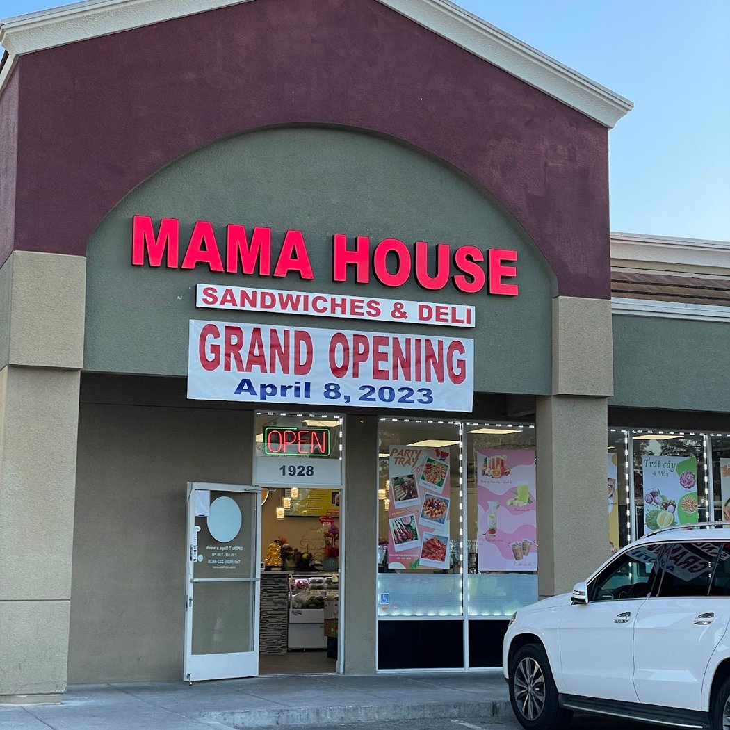 MaMa House Sandwiches & Deli 2