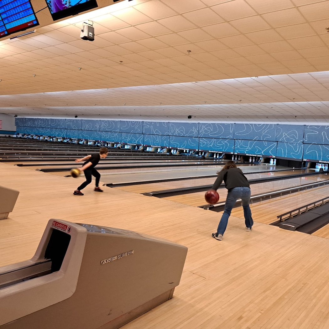 Bowl With Santa 2