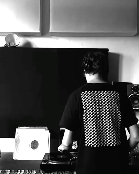 Flightmode: Dr. Sud B2B Iwana 2