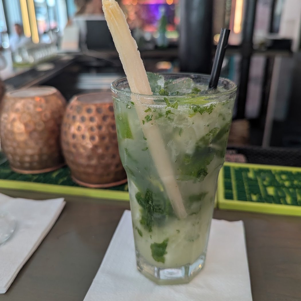 Yuca Bar & Restaurant 3