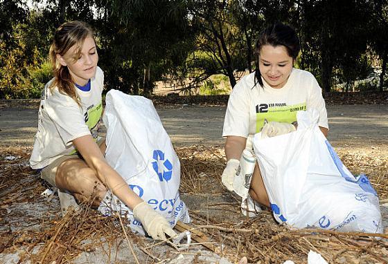 California Coastal Cleanup Day 3