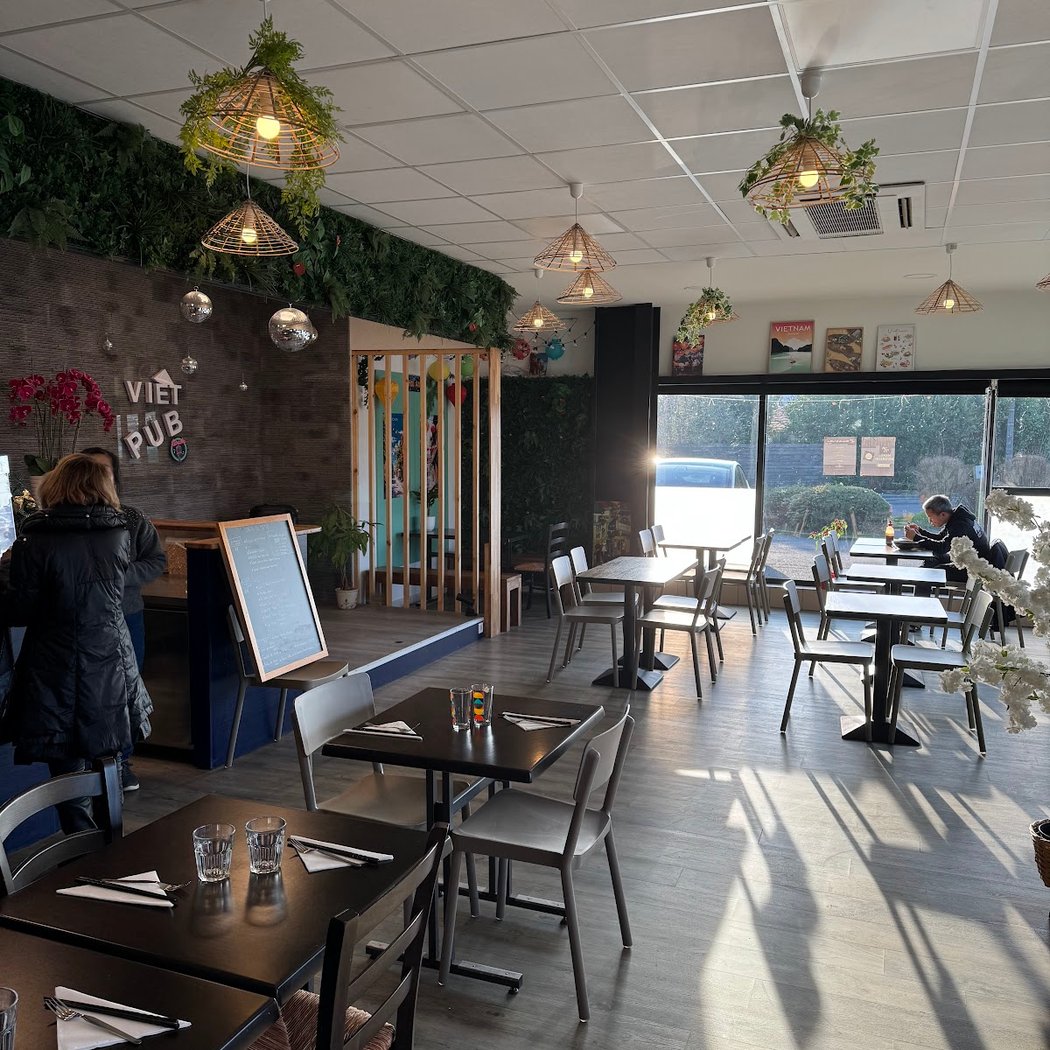 Pub Viet Restaurant & Bar 4