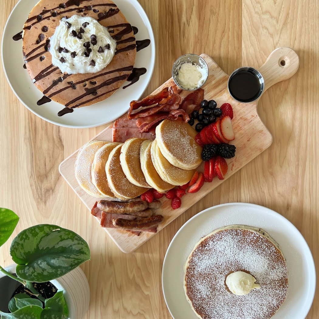 The Breeze Cafe 1
