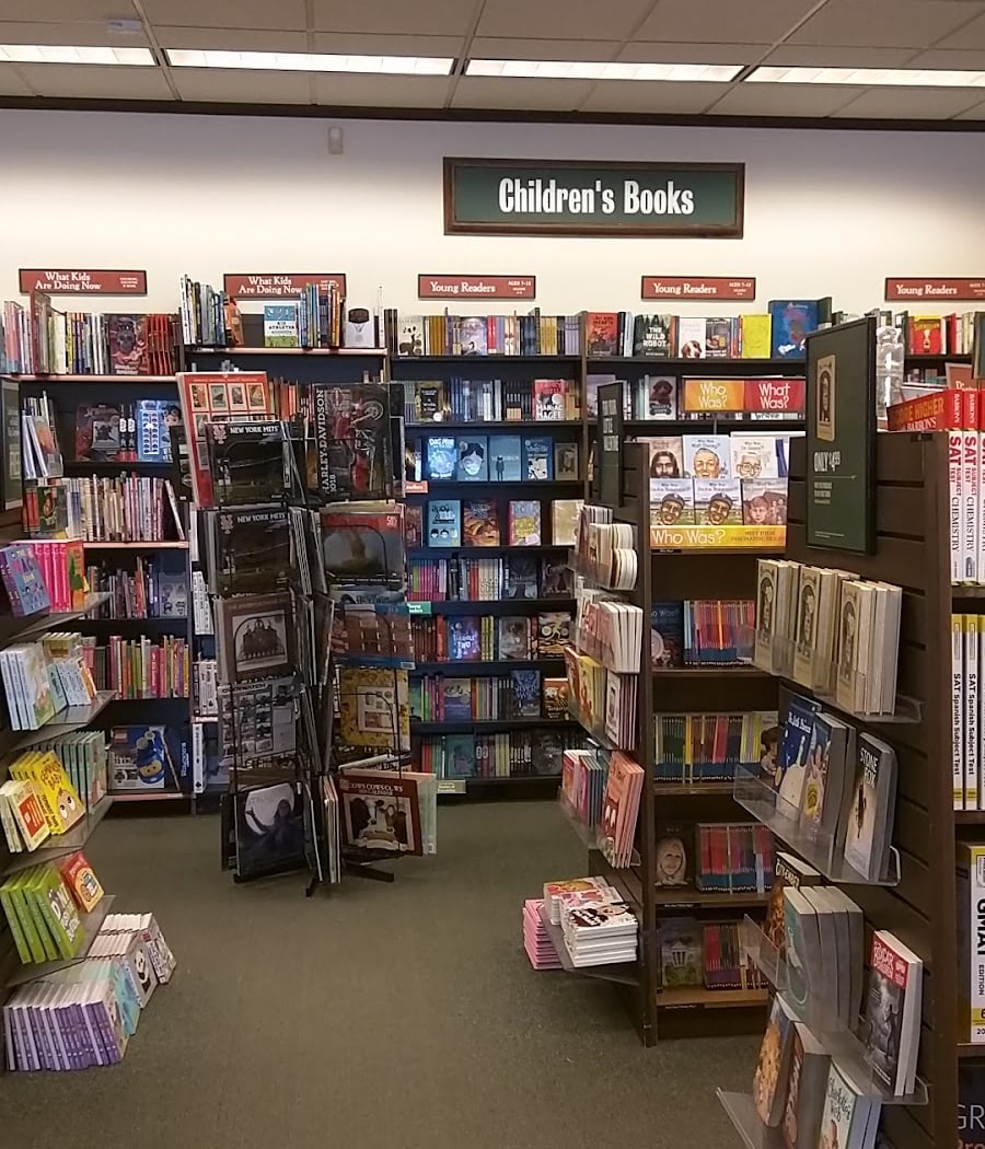 Barnes & Noble 3