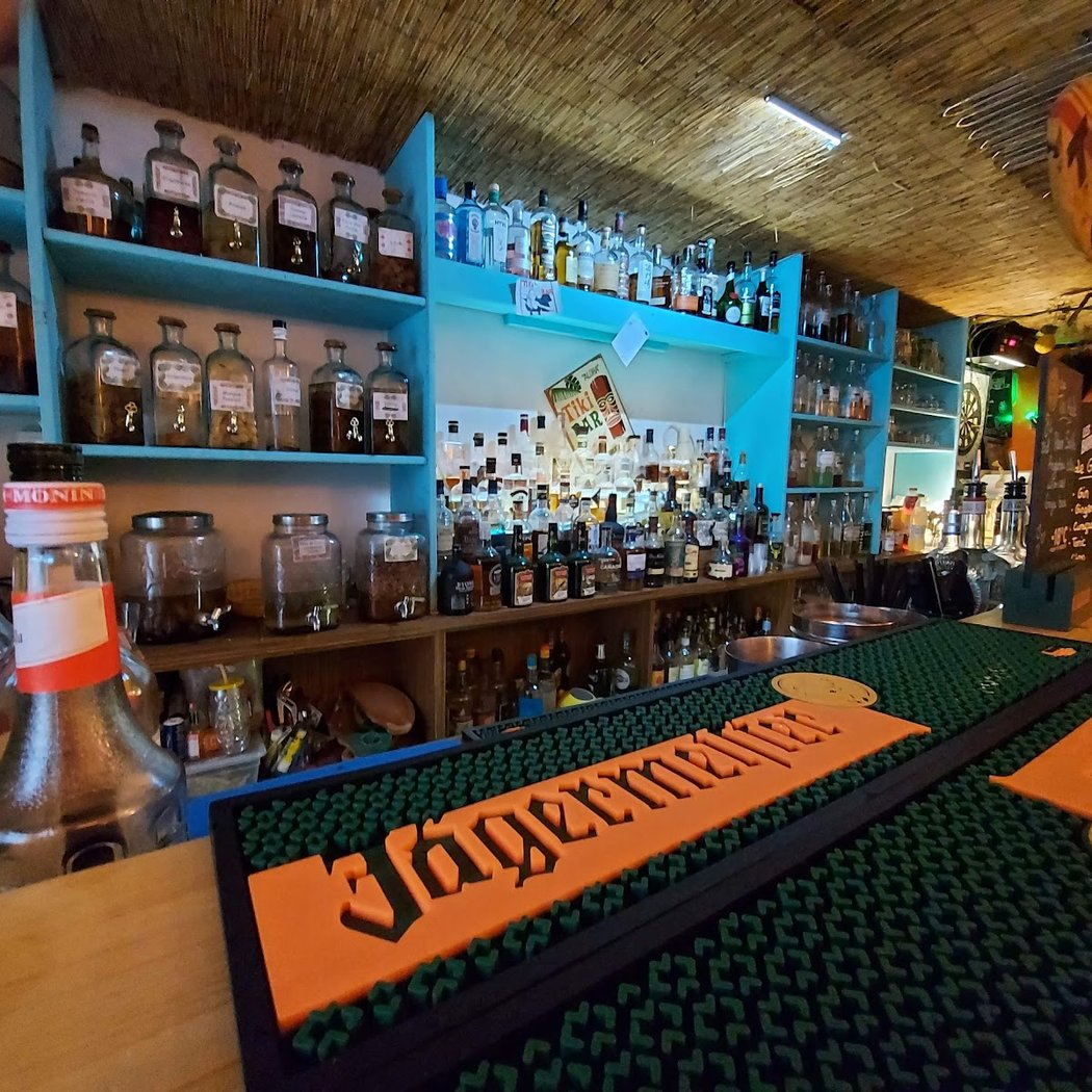 Le Tiki bar 2
