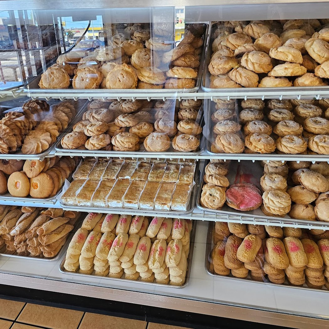Las Pacitas Salvadorean Bakery 1