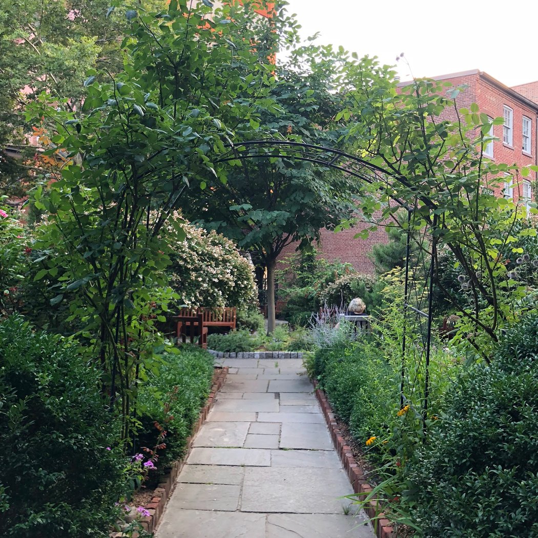 Secret Garden at St. Luke in the Fields 1