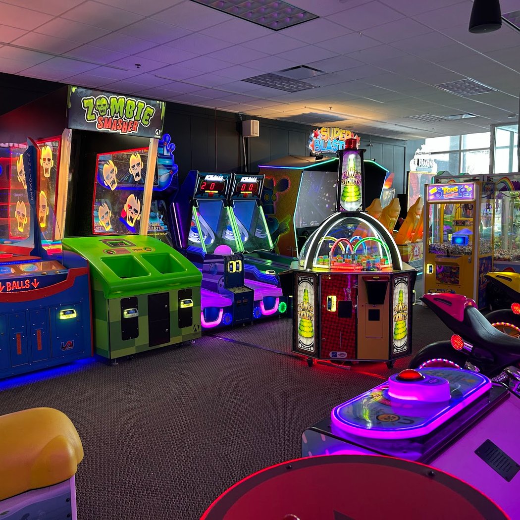 FUNHUB (MontVR) DIX30 - Arcades, Bar, Prix, Fun Garanti 2
