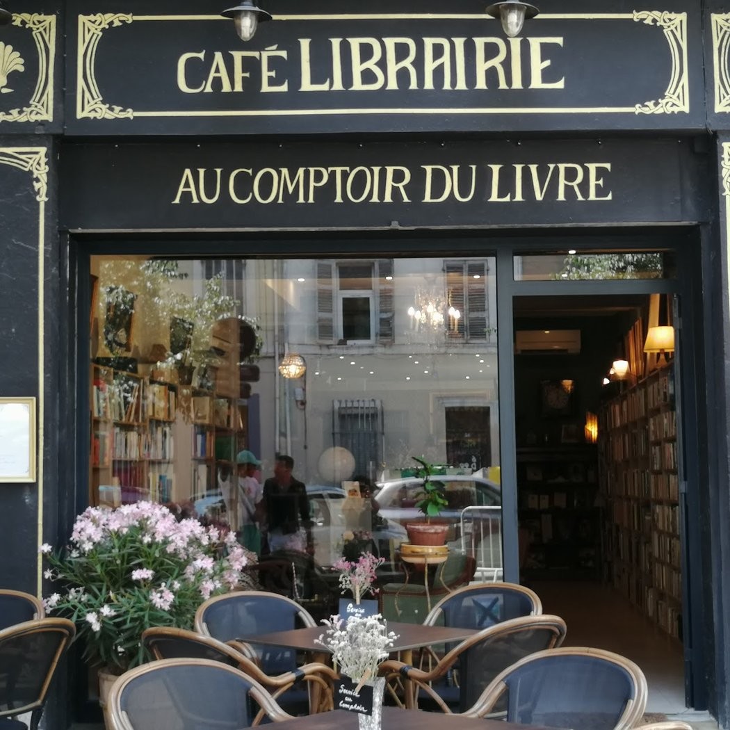 Au comptoir du livre 2
