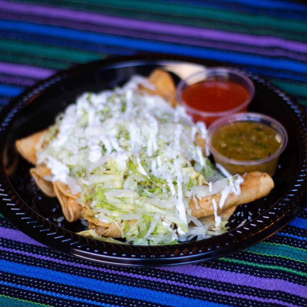 Elubia's Kitchen Isla Vista 1