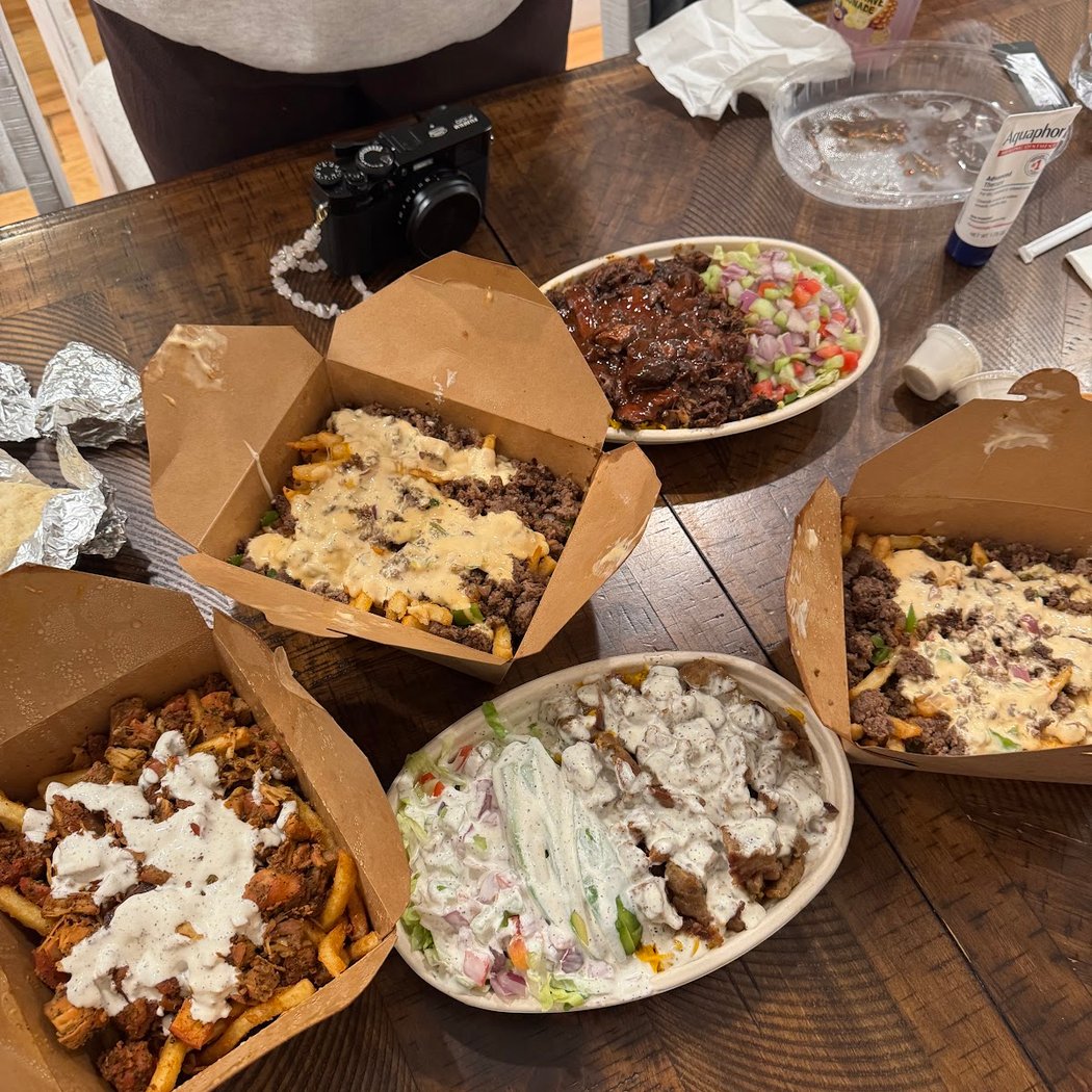 Halal Bros Grill Utica 2