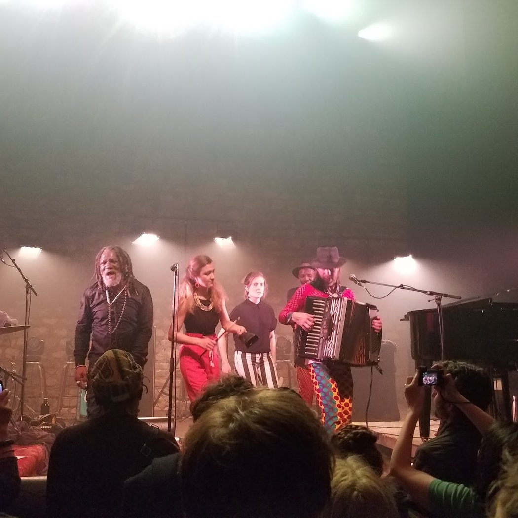 KRISTO NUMPUBY CHANTE BRASSENS EN AFRIQUE 3