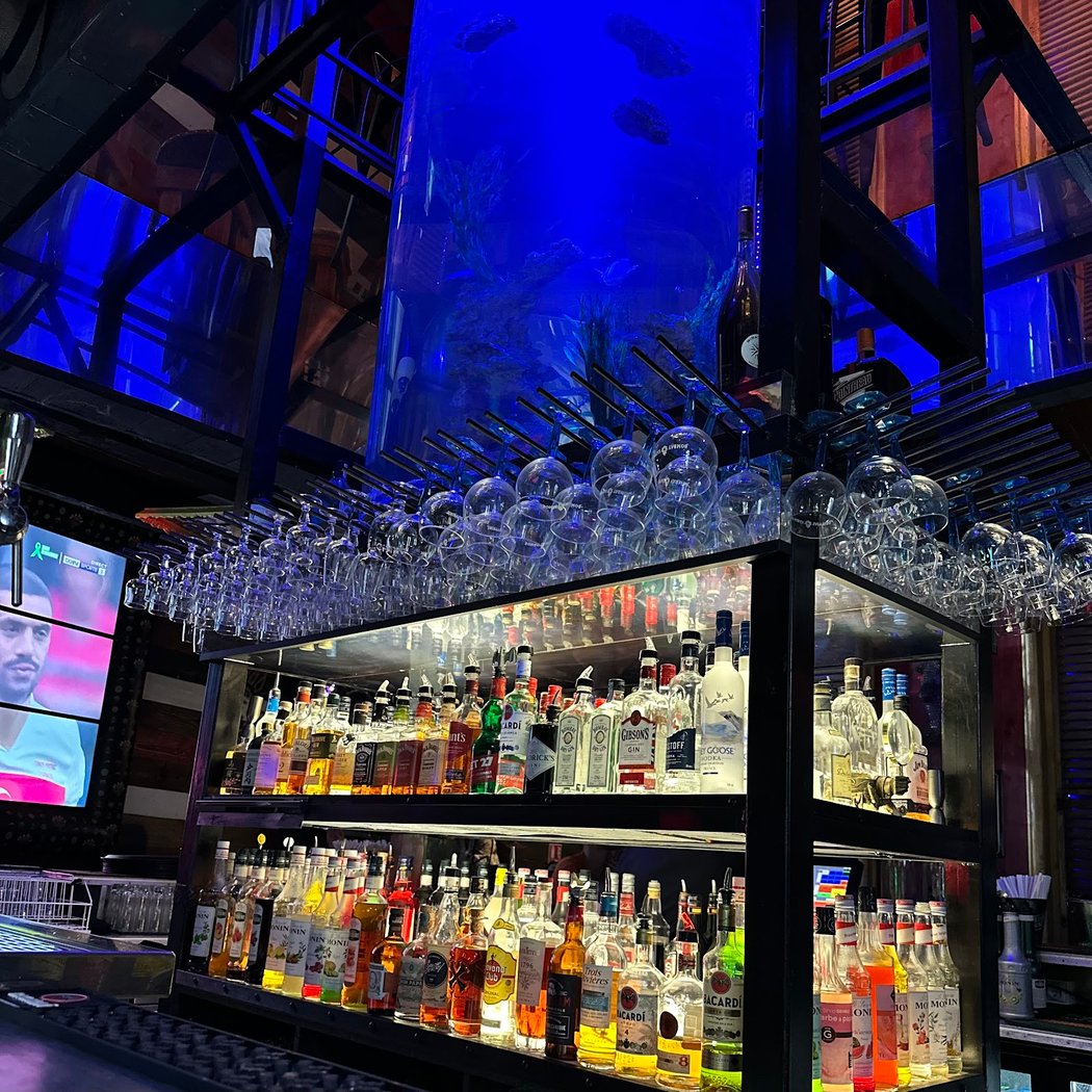 PEARLS PUB MARSEILLE 1
