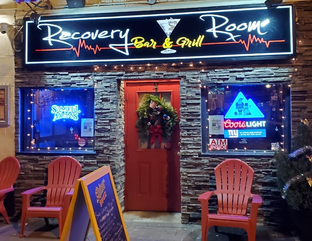 Recovery Room Bar & Grill 2
