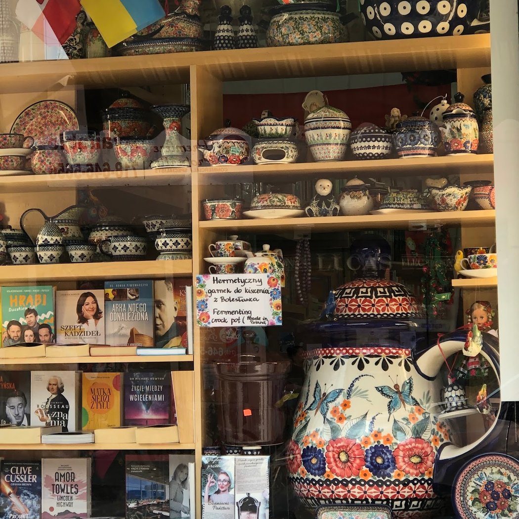 Polonia Book Store 1
