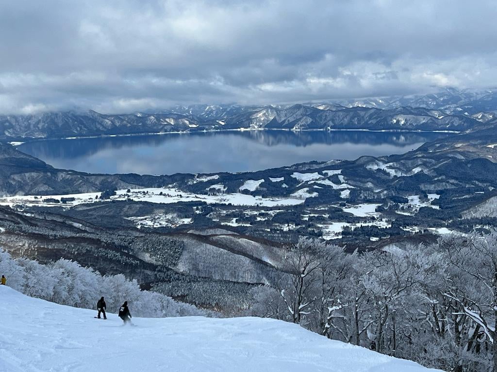 Japan Ski Tours 1