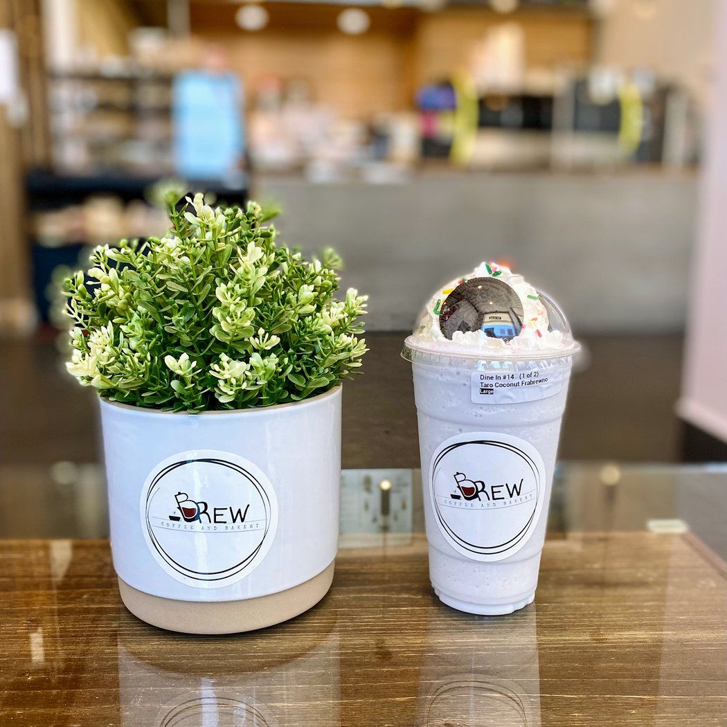 Brew Coffee and Bakery 2