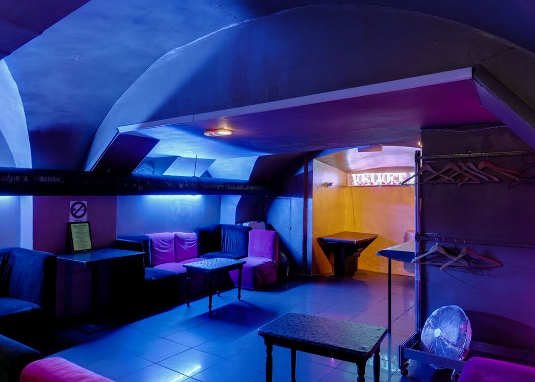 Velvet Bar 2
