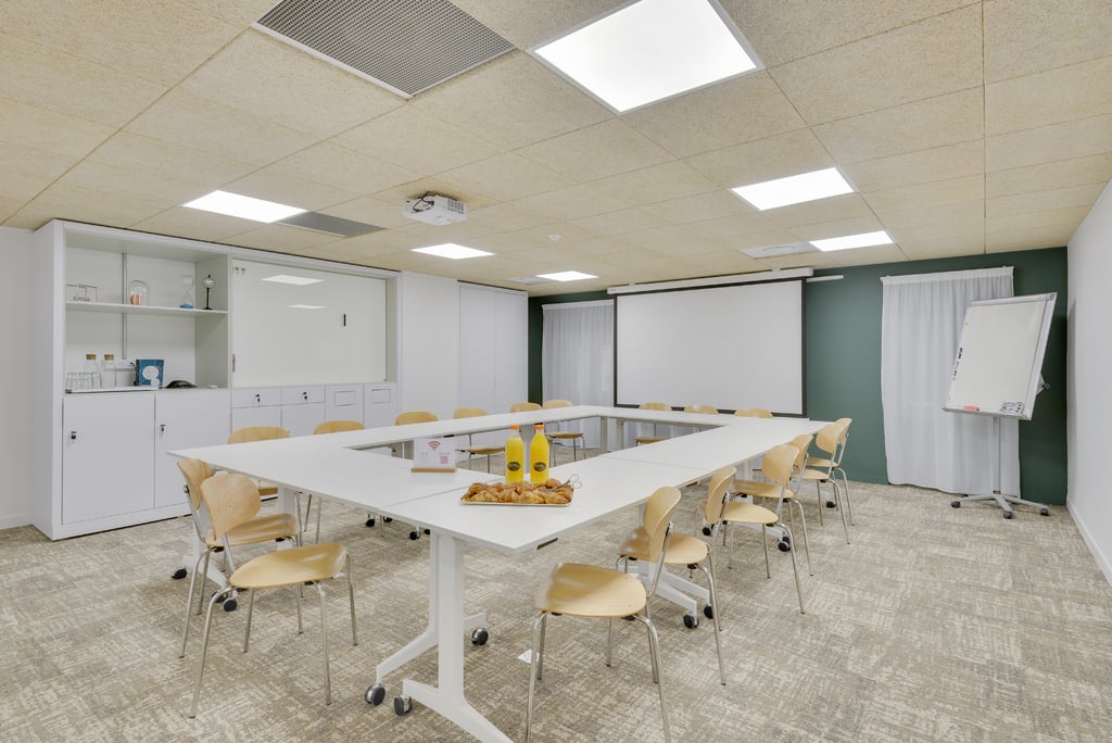 Newton Offices - Marseille Joliette : Location de bureaux, coworking et salles de réunion 3