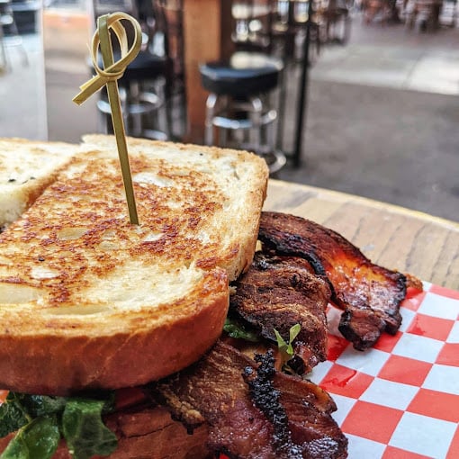 Back Alley Bar & Grill 2