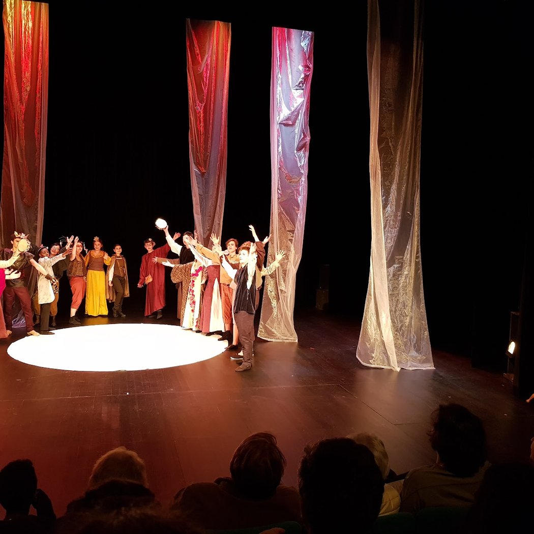 Spectacle : concert et atelier théâtre des élèves 1