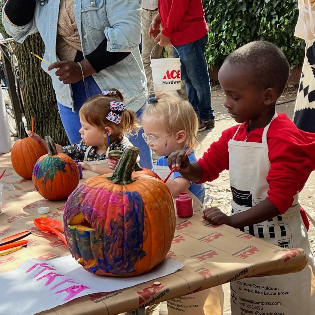 Court Street PumpkinFest 1