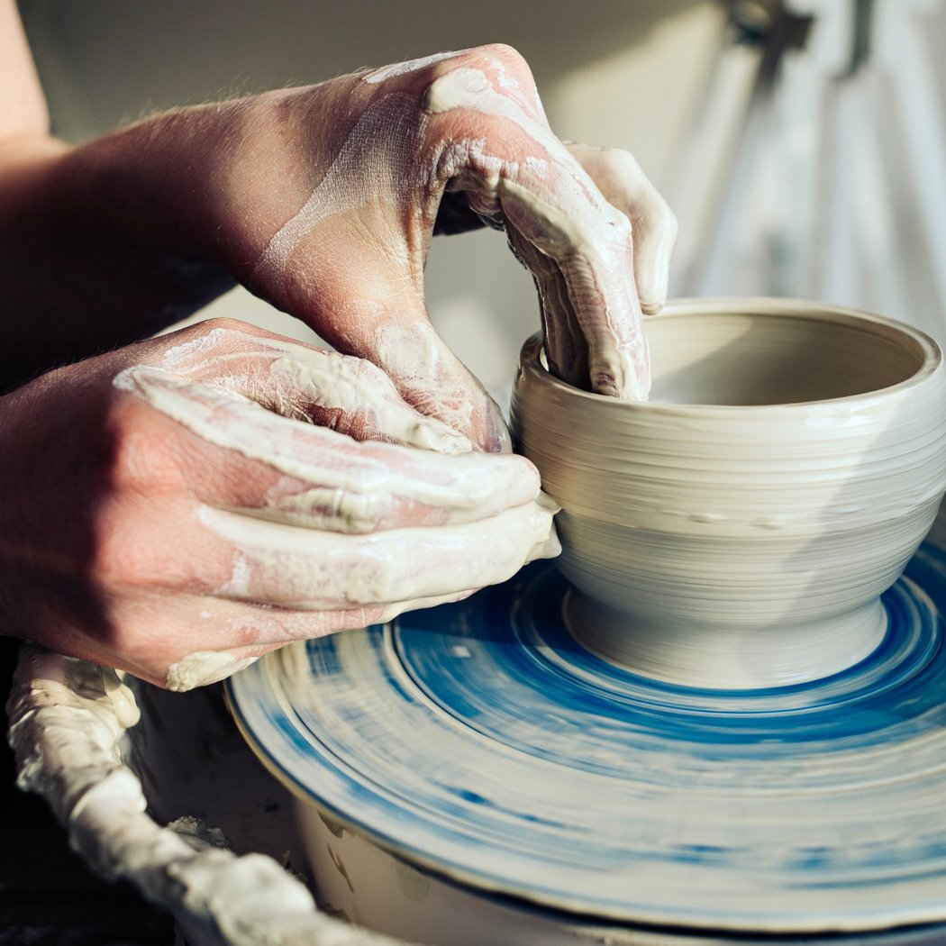 Introduction to Pottery Wheel Throwing 1
