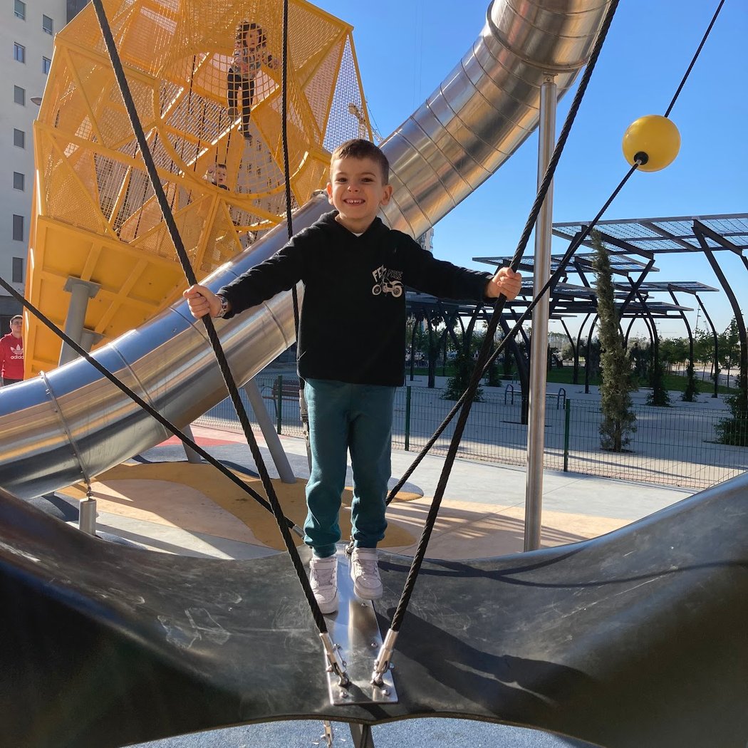 Parque infantil "El Dinosaurio" 2