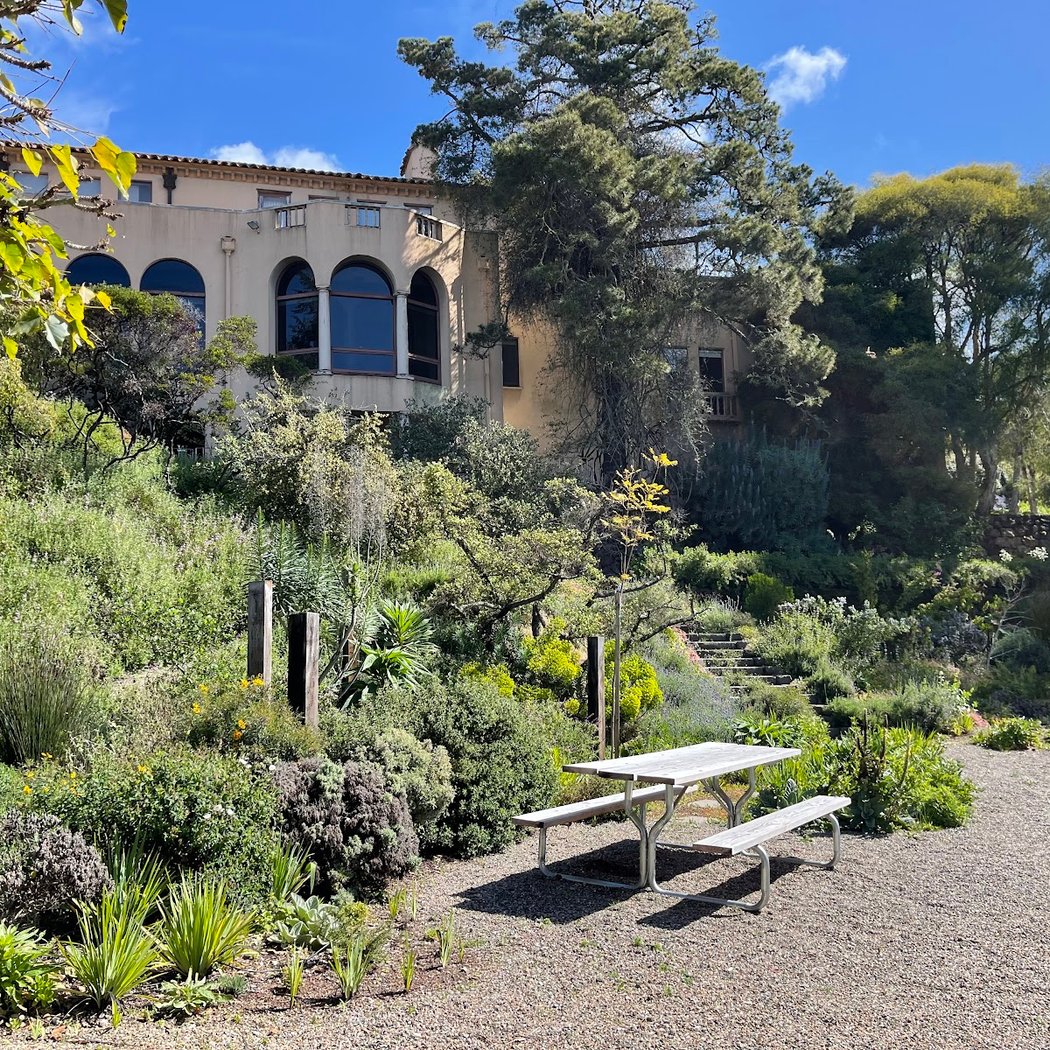 Explore Blake Garden 3