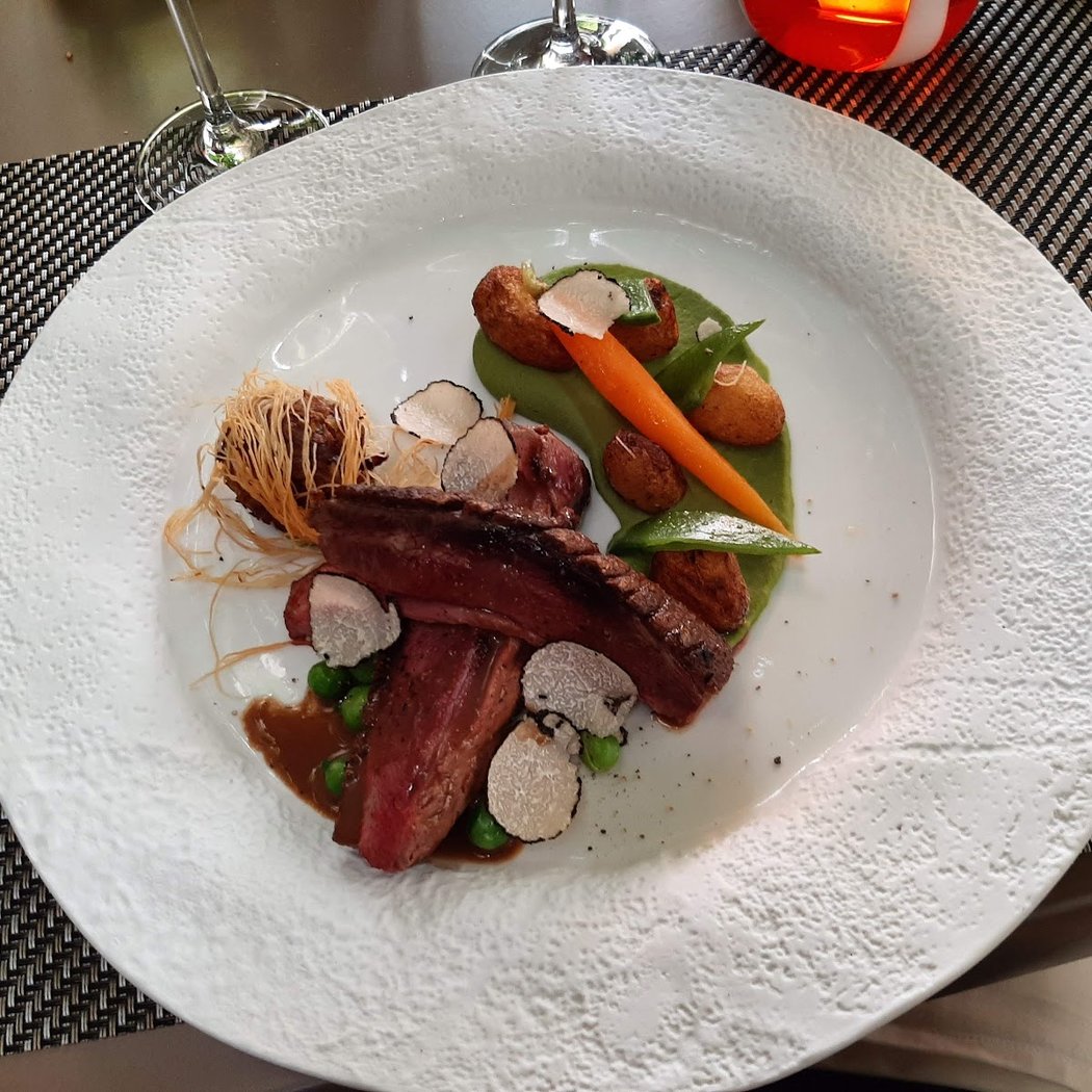 Hotel-Restaurant CHARTRON 1