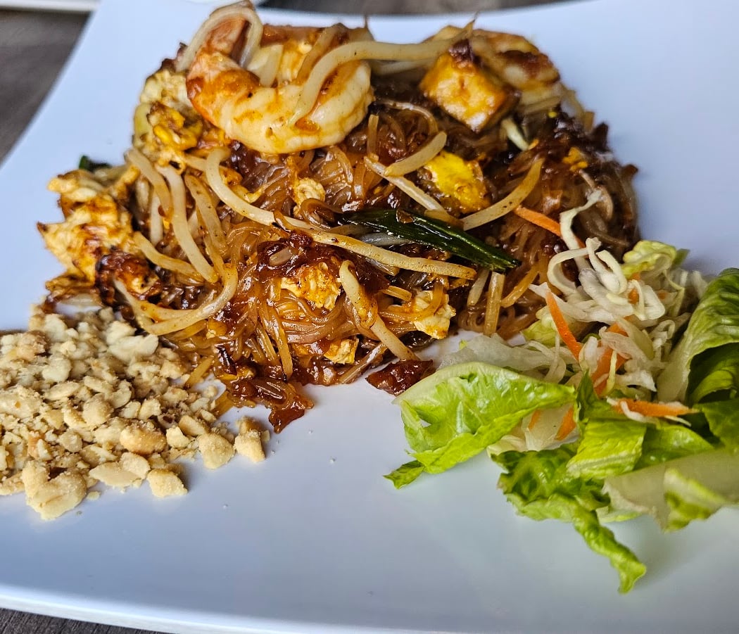 Thai Basil Restaurant 5