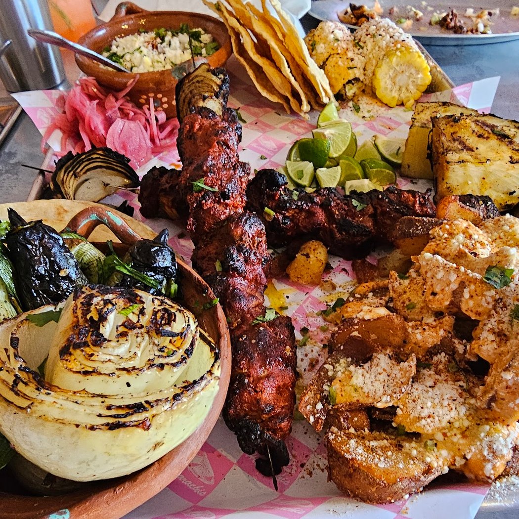 Huarachis Taqueria