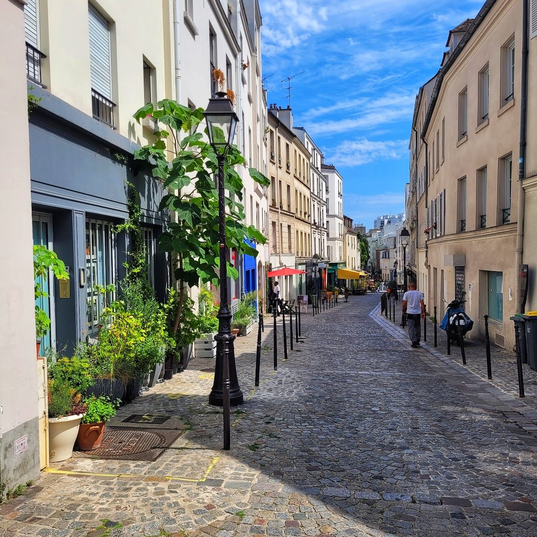 EN-TOUT-CAS Paris 2