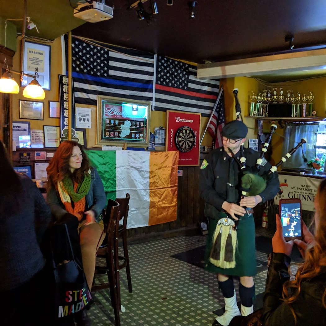 Kelly's Tavern 1