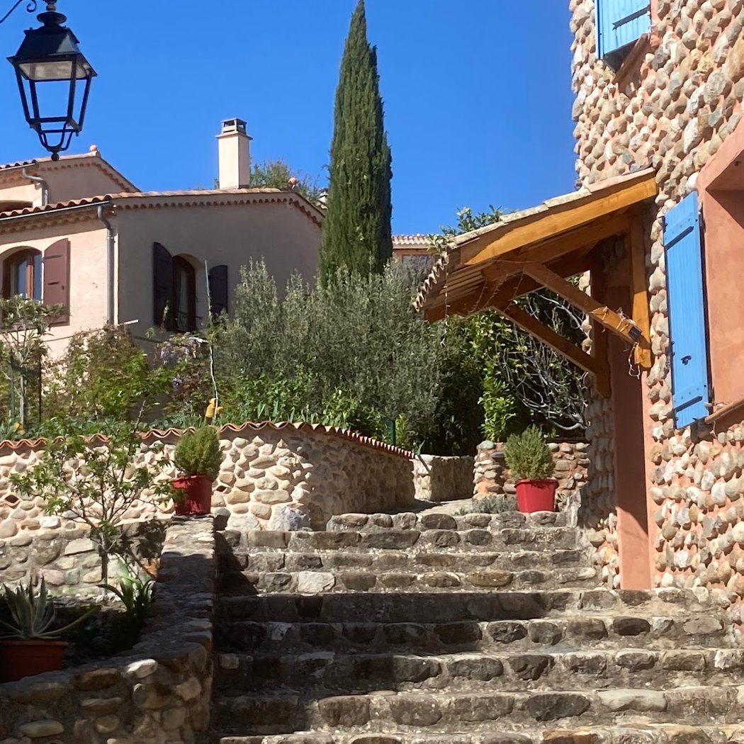 Village perché d'Upaix 1