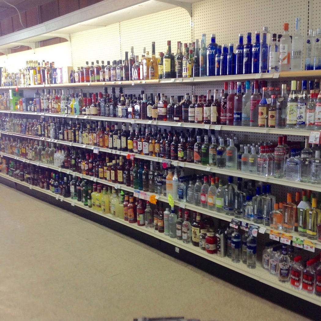 Union Avenue Liquors 3