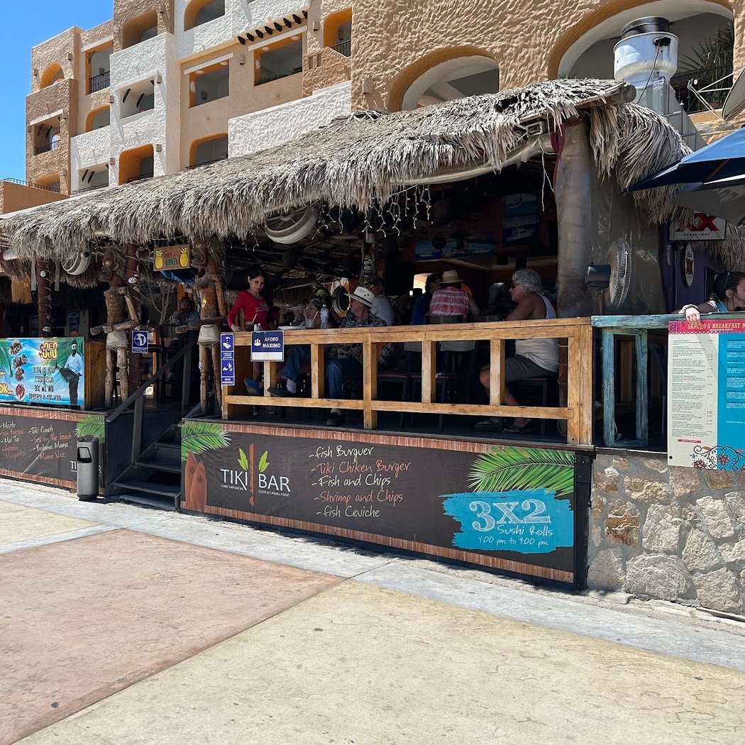 Tiki Bar 4