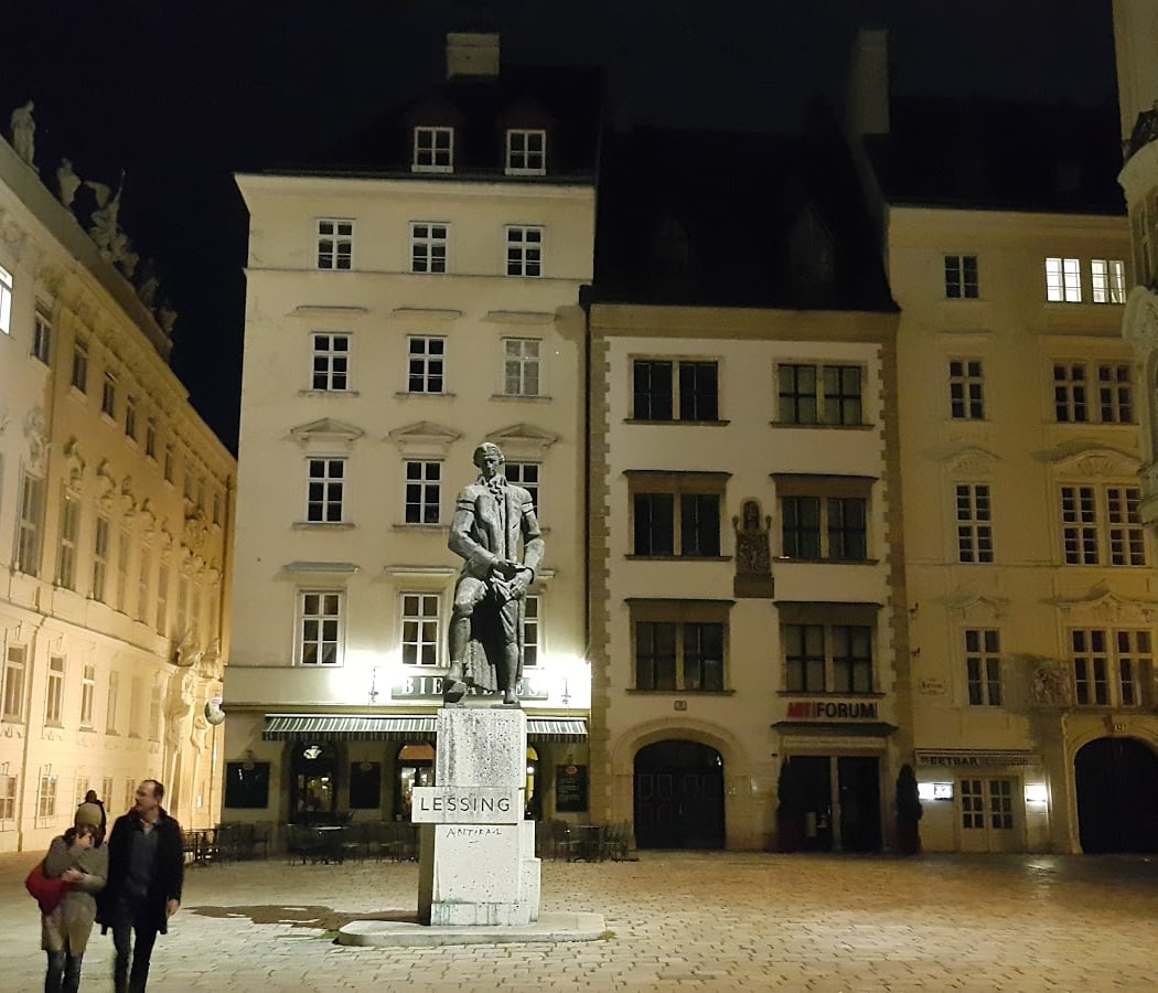 Judenplatz 2