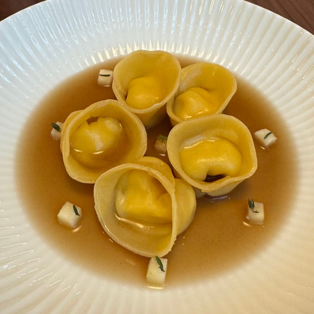 Cafe Sebastian 3