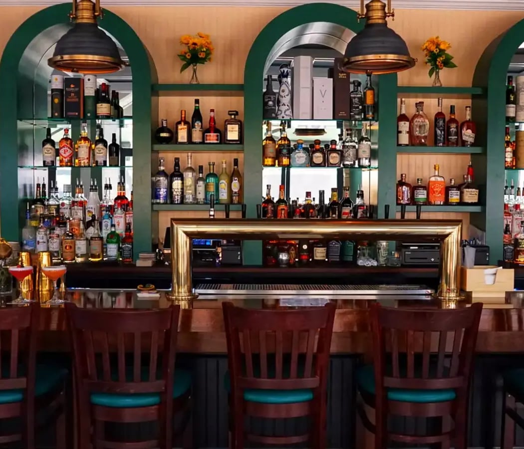 The Laurels Cafe and Bar 3