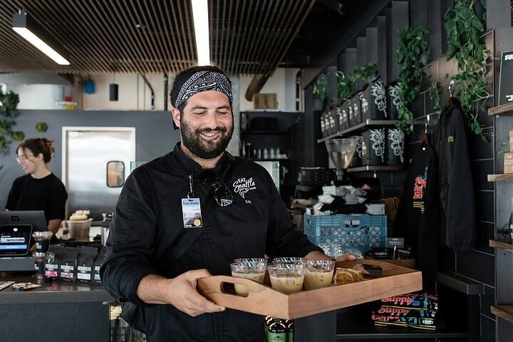Chef-Guided Food Tour of Pike Place Market 2