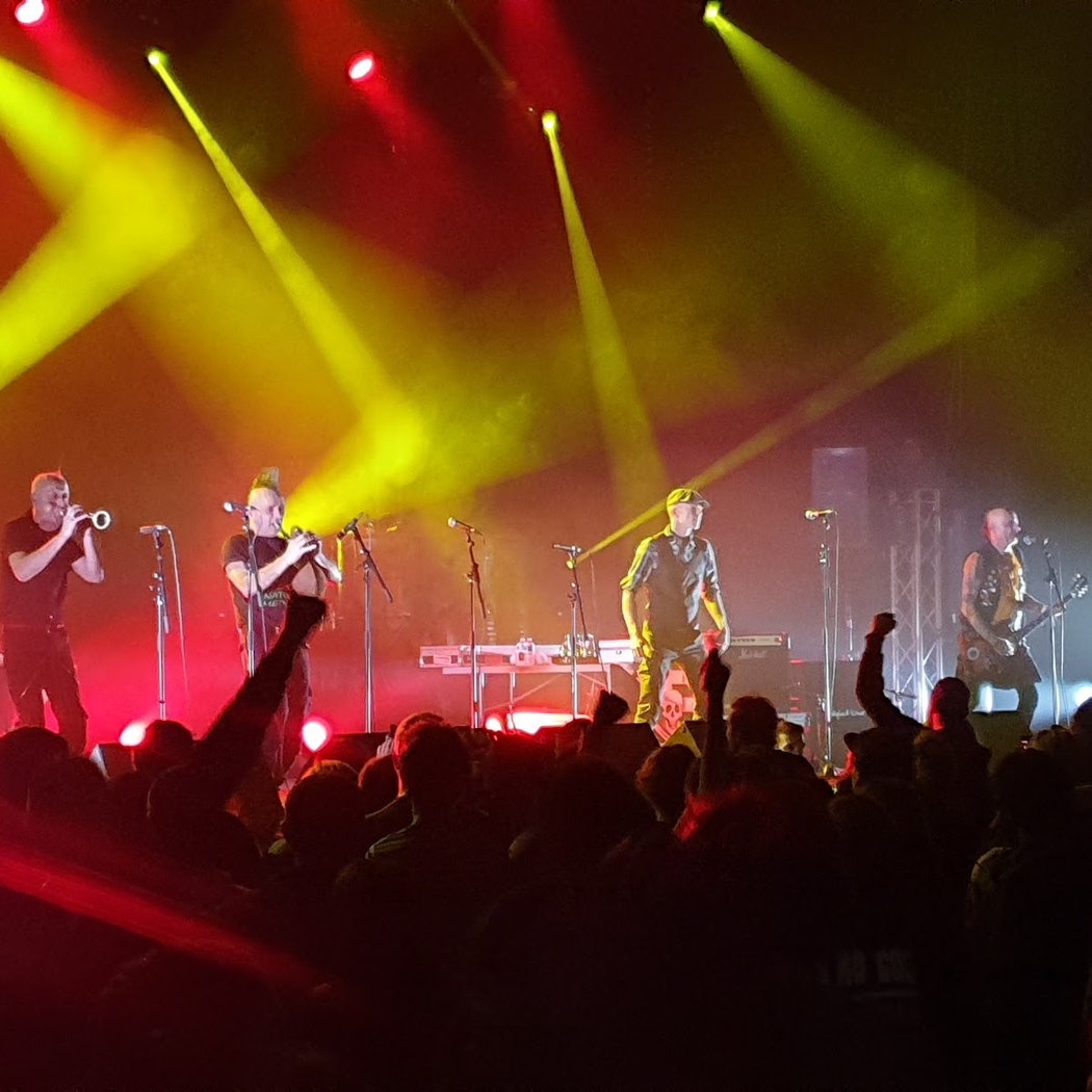 One Night of Queen 3