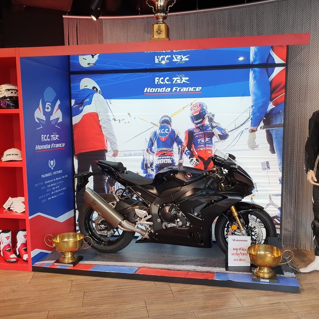 HONDA JAPAUTO MOTO GRANDE ARMEE 1