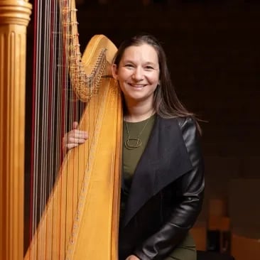 Jennifer Ellis, harp 1