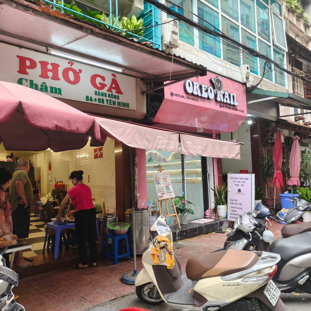 Phở gà Châm 2