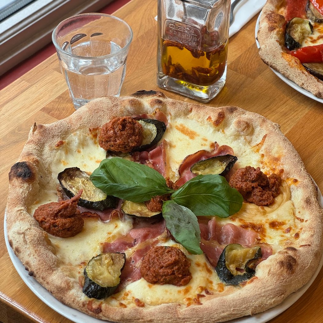 Pizza e Mozza 3