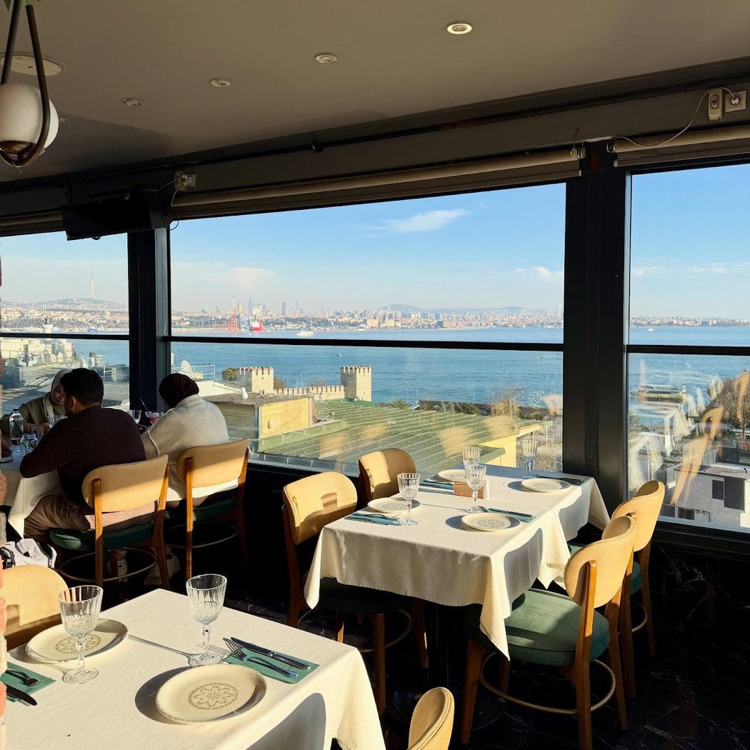 Queb Rooftop Restaurant 2